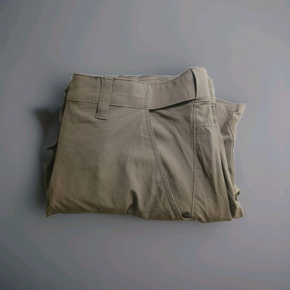 NOMAD Hiking Shorts Mens XL Olive Green Stretch Lightweight 36W 7 Inseam